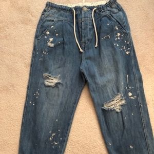 Free People, baggy destructed jean Size Small